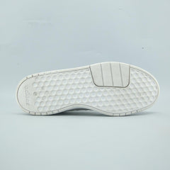 ADIDAS COURTBEAT COURT