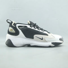 NIKE ZOOM 2K