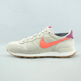 NIKE INTERNATIONALIST