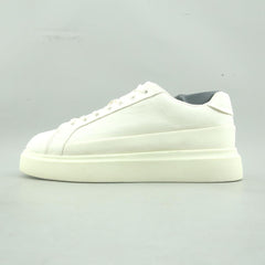 ZARA. .