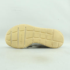 ADIDAS SWIFT RUN