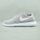 NIKE ROSHE ONE