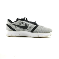 NIKE FREE RN