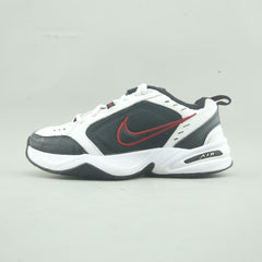 NIKE AIR MONARCH IV