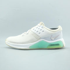 NIKE AIR MAX BELLA TR 4