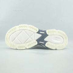 LI-NING .