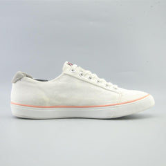 HELLY HANSEN .