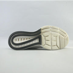 NIKE AIR ZOOM VOMERO 11