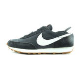 NIKE DAYBREAK