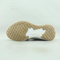 NIKE REVOLUTION 7