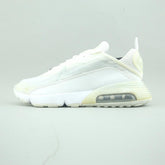 NIKE AIR MAX 2090