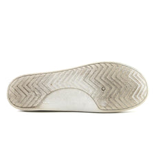 SOLE MATES .