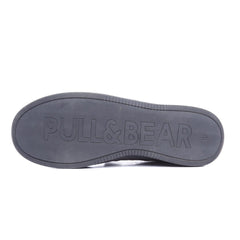 PULL & BEAR .