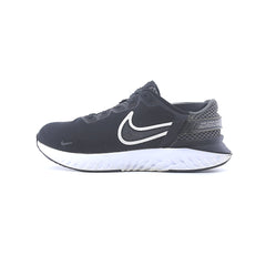 NIKE LEGEND REACT 3