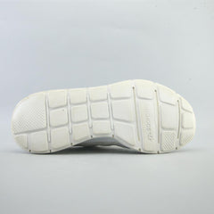 ADIDAS SWIFT RUN