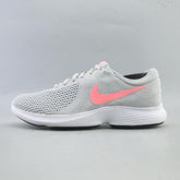 NIKE REVOLUTION 4