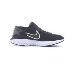 NIKE LEGEND REACT 3