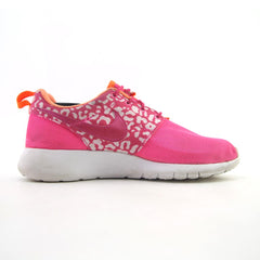 NIKE ROSHE ONE