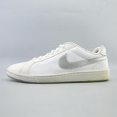 NIKE COURT MAJESTIC