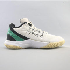 NIKE KYRIE FLYTRAP II