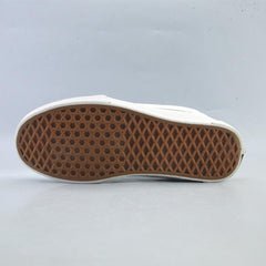 VANS KNU SKOOL