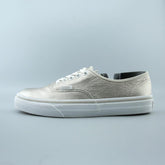 VANS AUTHENTIC