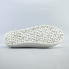 SOLE MATES .