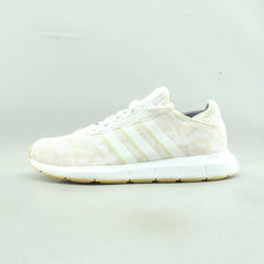 ADIDAS SWIFT RUN