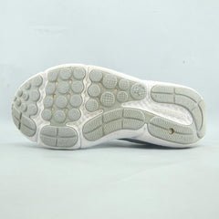 UNDER ARMOUR ASSERT 10