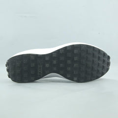 NIKE WAFFLE DEBUT