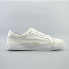 NAUTICA ,