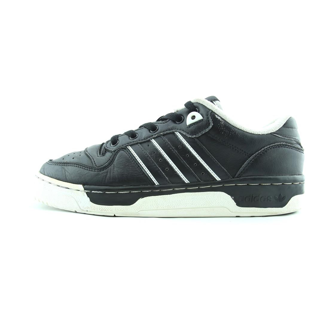ADIDAS RIVARLY LOW