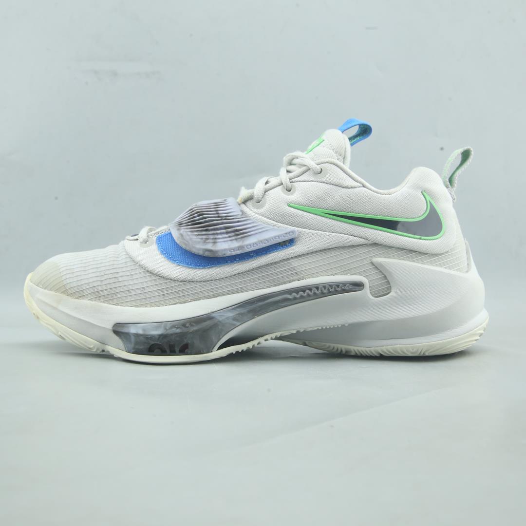 NIKE ZOOM FREAK 3