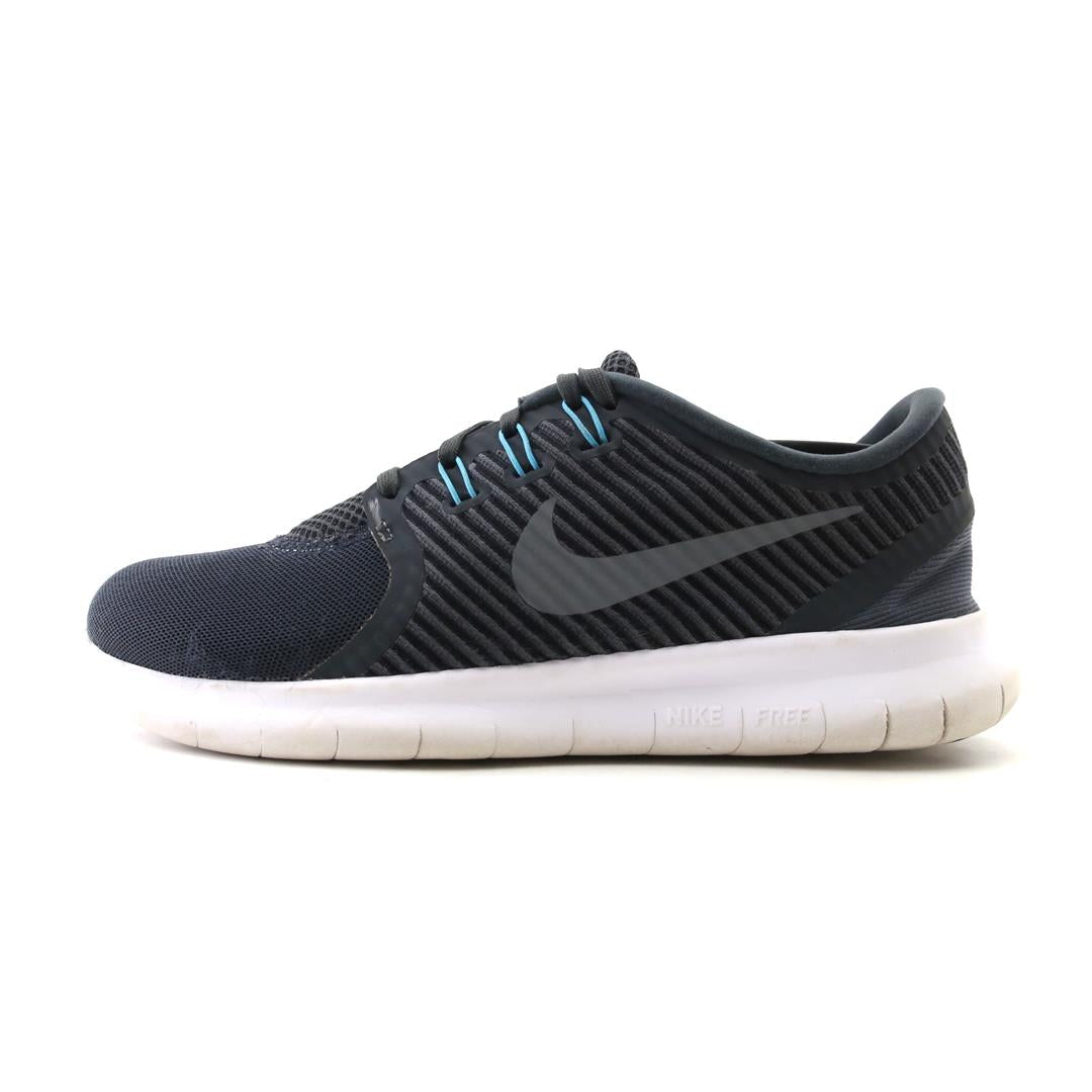 NIKE FREE RN CMTR