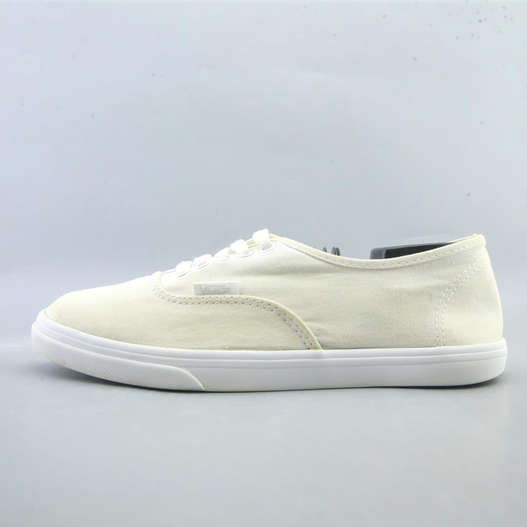 VANS AUTHENTIC