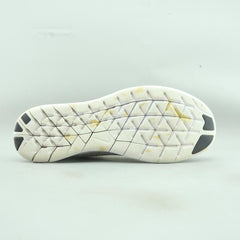 NIKE FREE RN