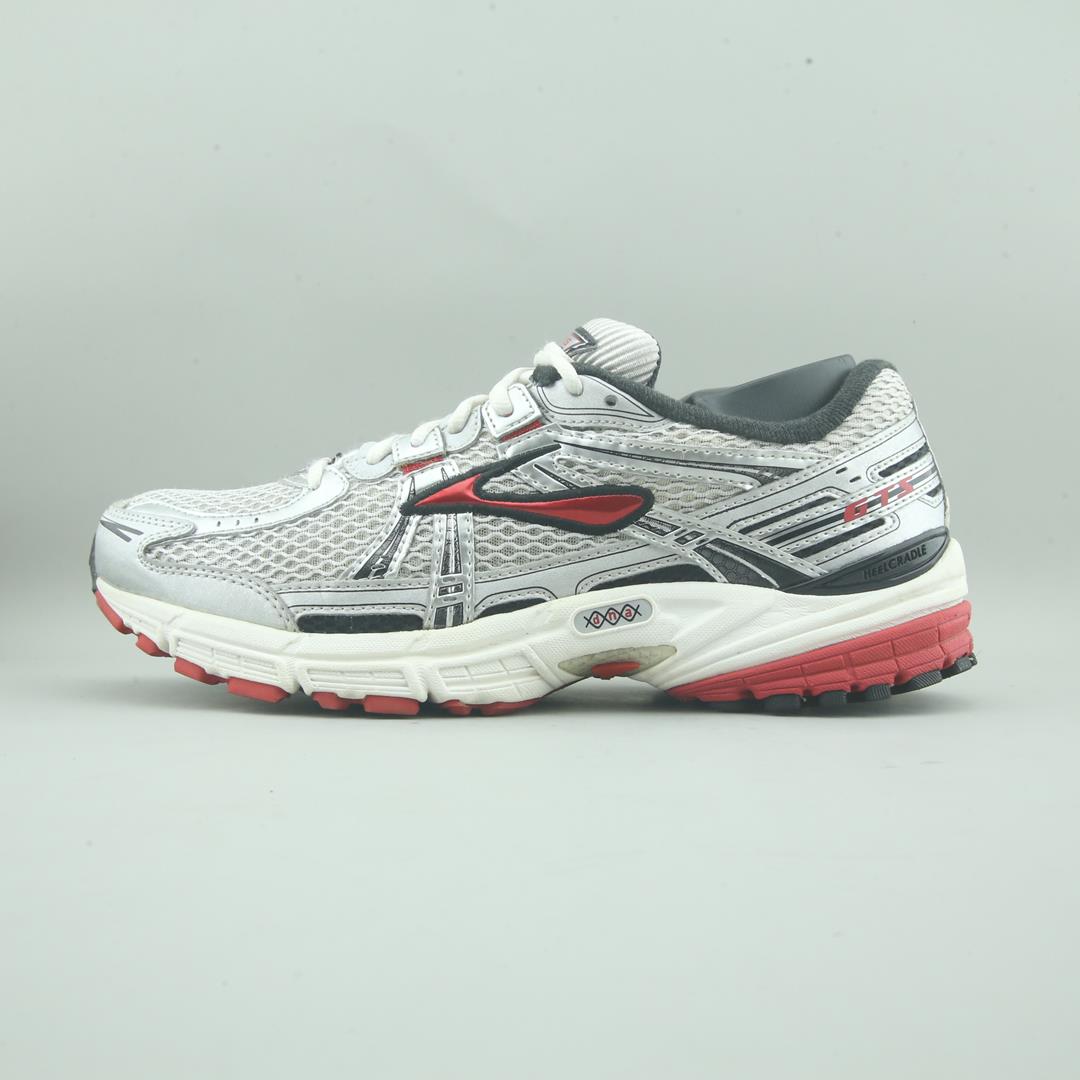 BROOKS ADRENALINE GTS 11