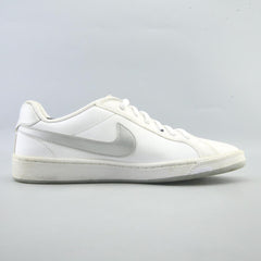 NIKE  COURT MAJESTIC