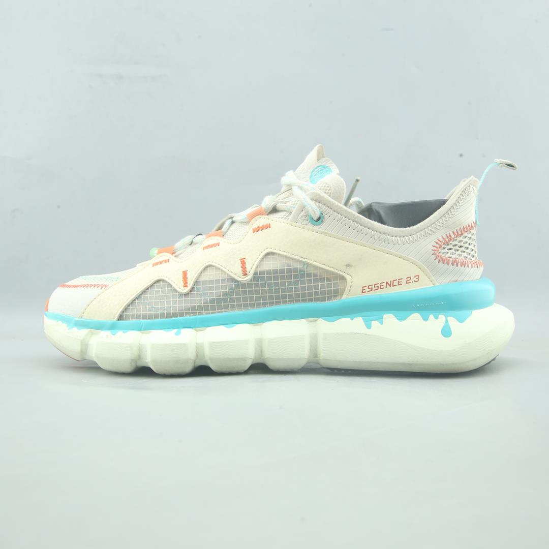 LI-NING WADE ESSENCE 2.3 LITE