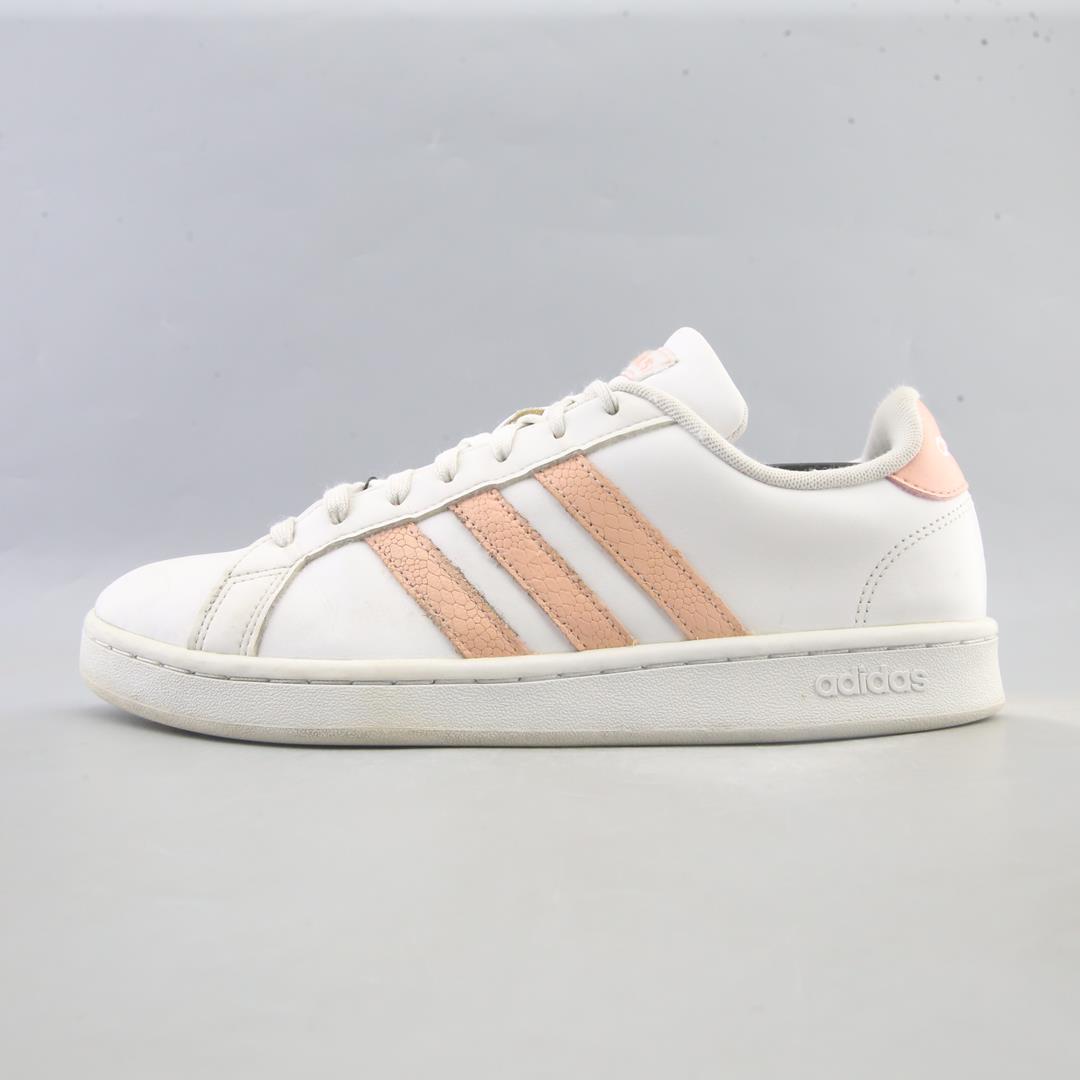 ADIDAS GRAND COURT