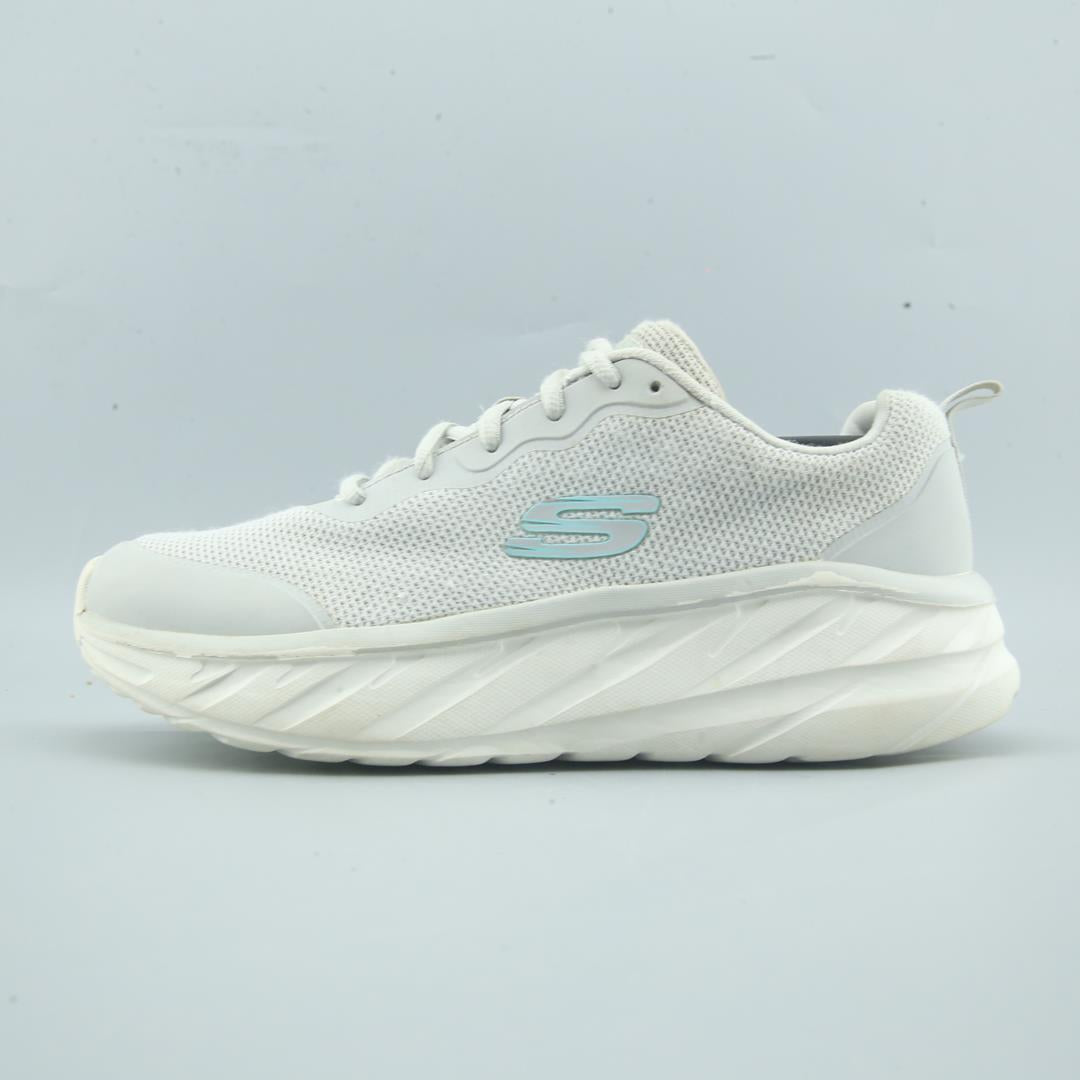 SKECHERS D'LUX ULTRA