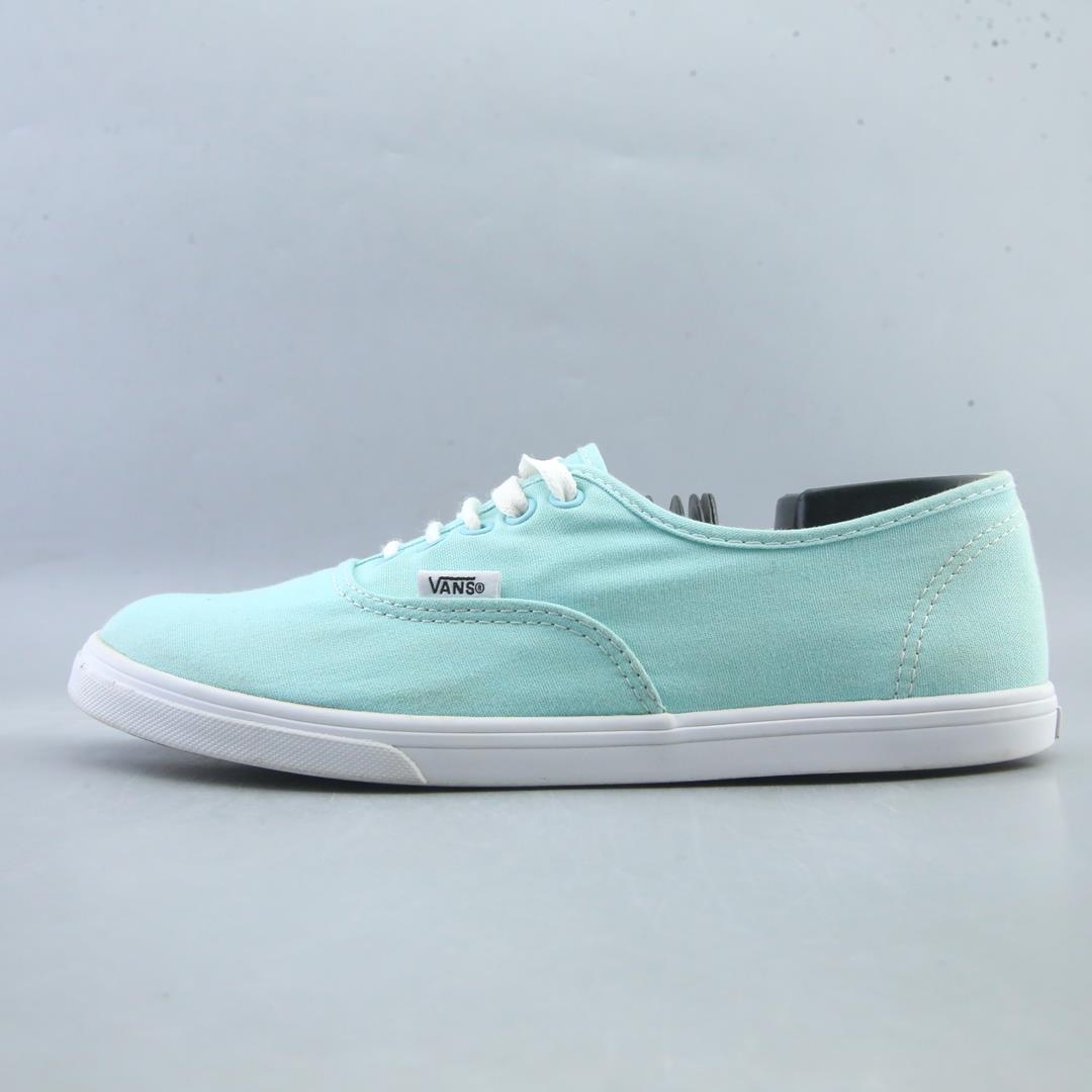 VANS AUTHENTIC