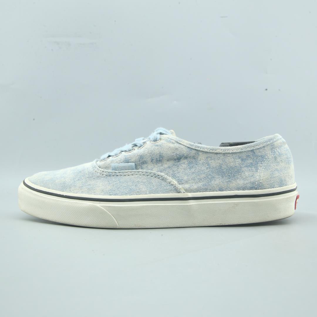 VANS AUTHENTIC
