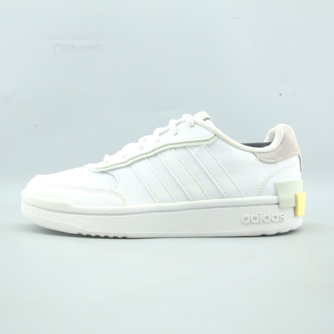 ADIDAS POSTMOVE