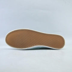 VANS AUTHENTIC