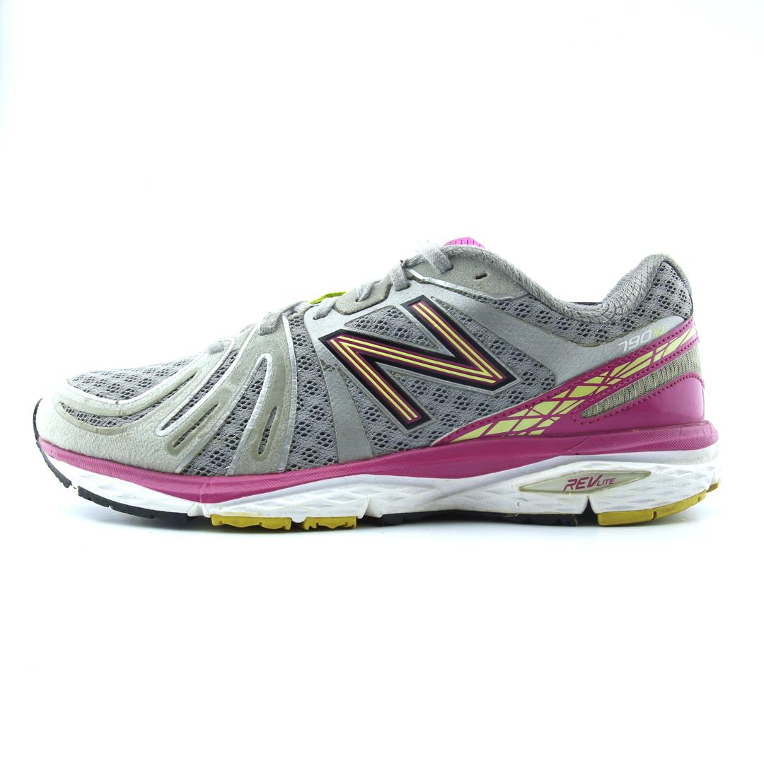 NEW BALANCE 790V3