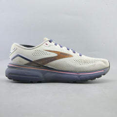 BROOKS GHOST 15