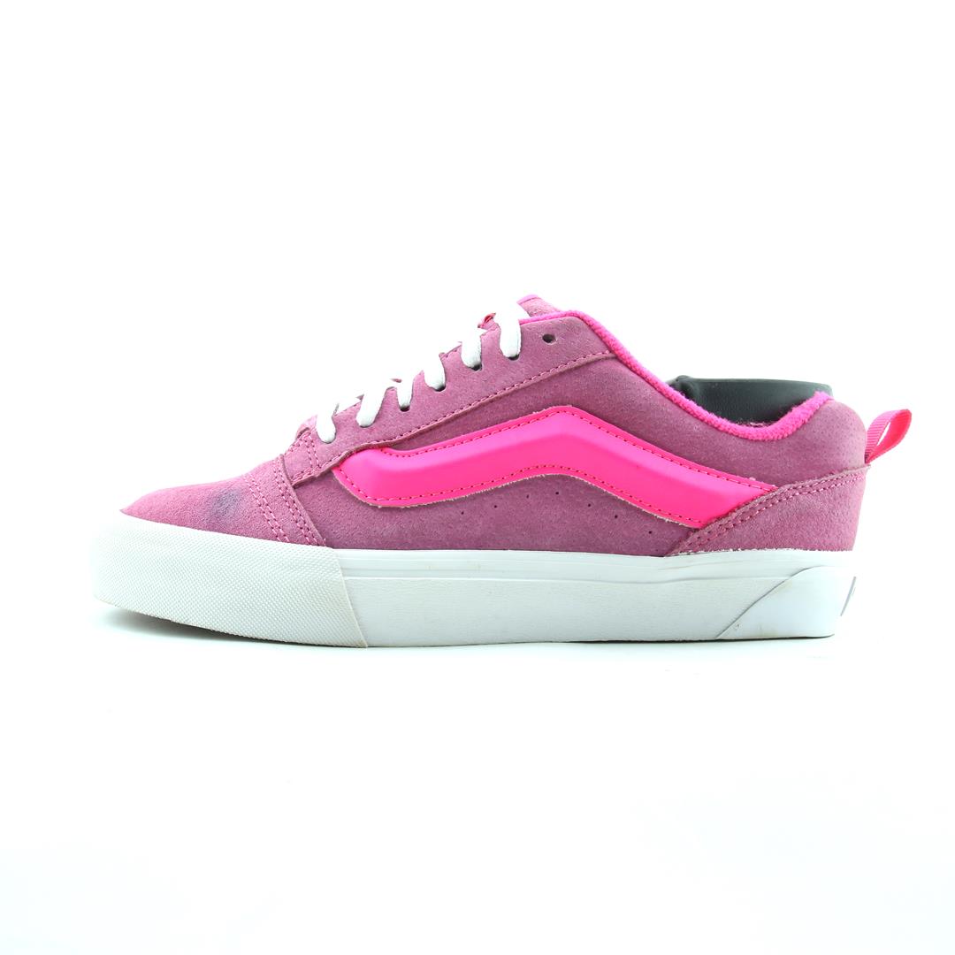 VANS KNU SKOOL