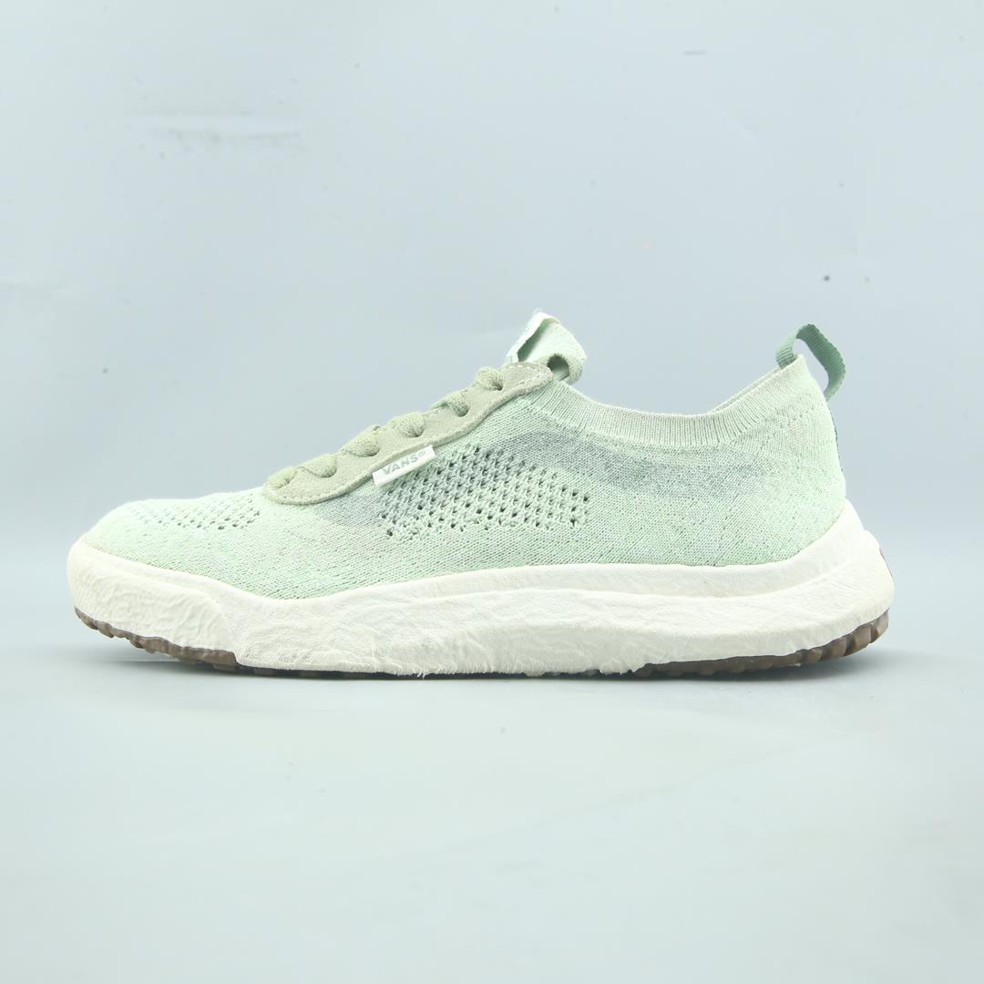 VANS ULTRARANGE