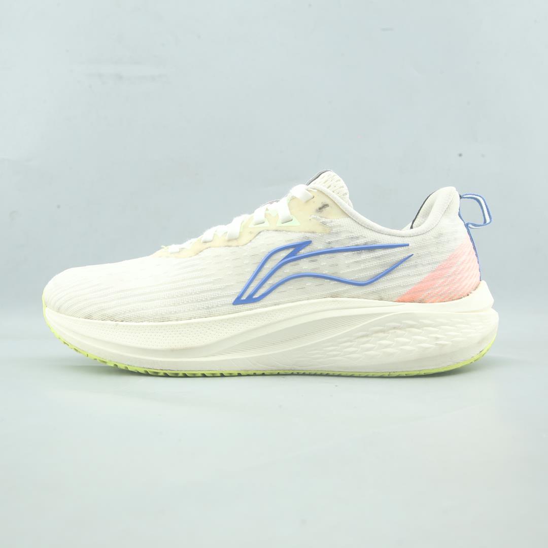 LI-NING RED HARE 7